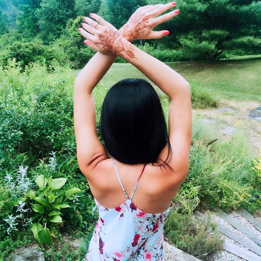 Meet your Posher, Henrietta